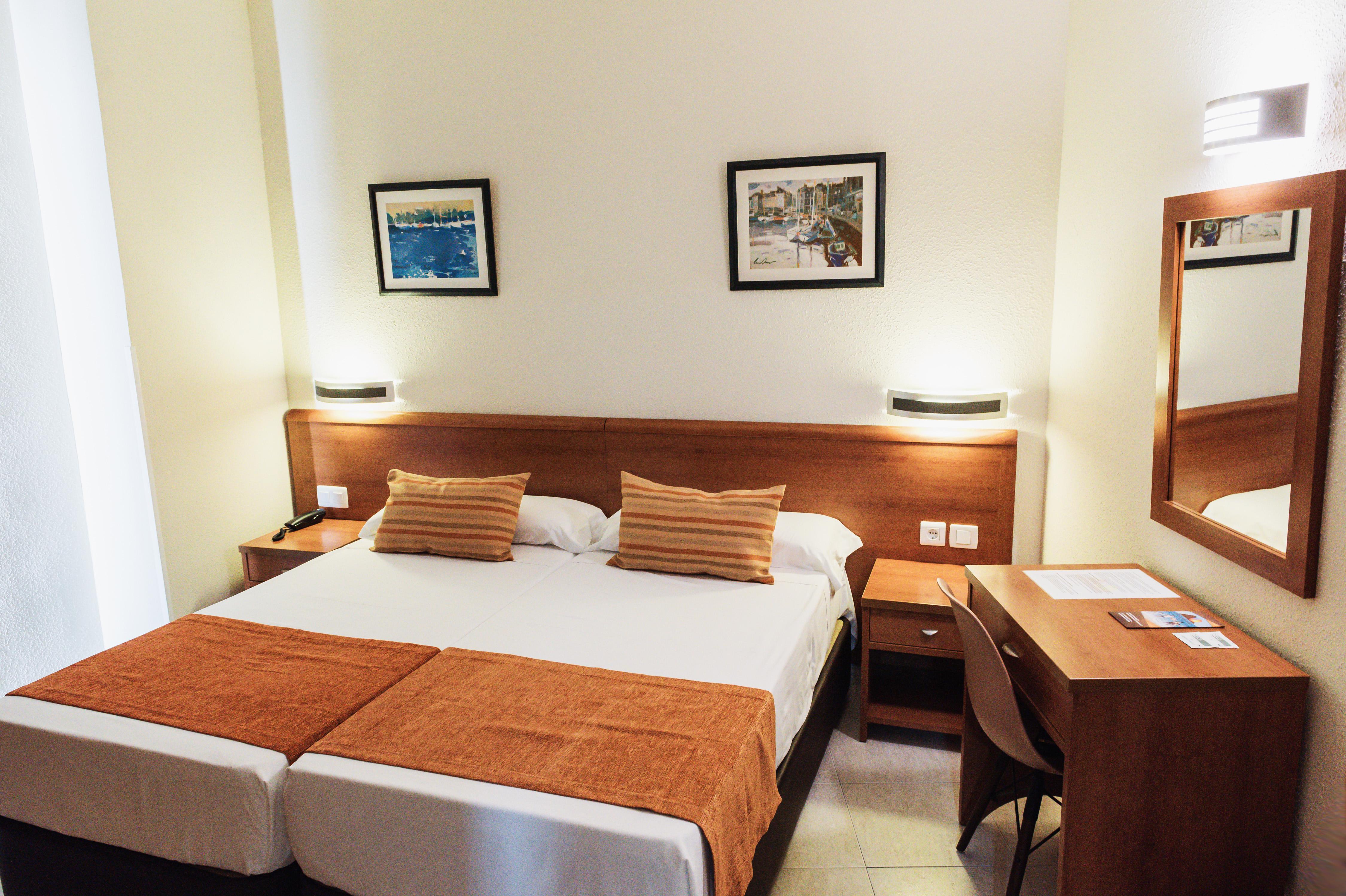 Hotel Marconi เบนิดอร์ม ภายนอก รูปภาพ