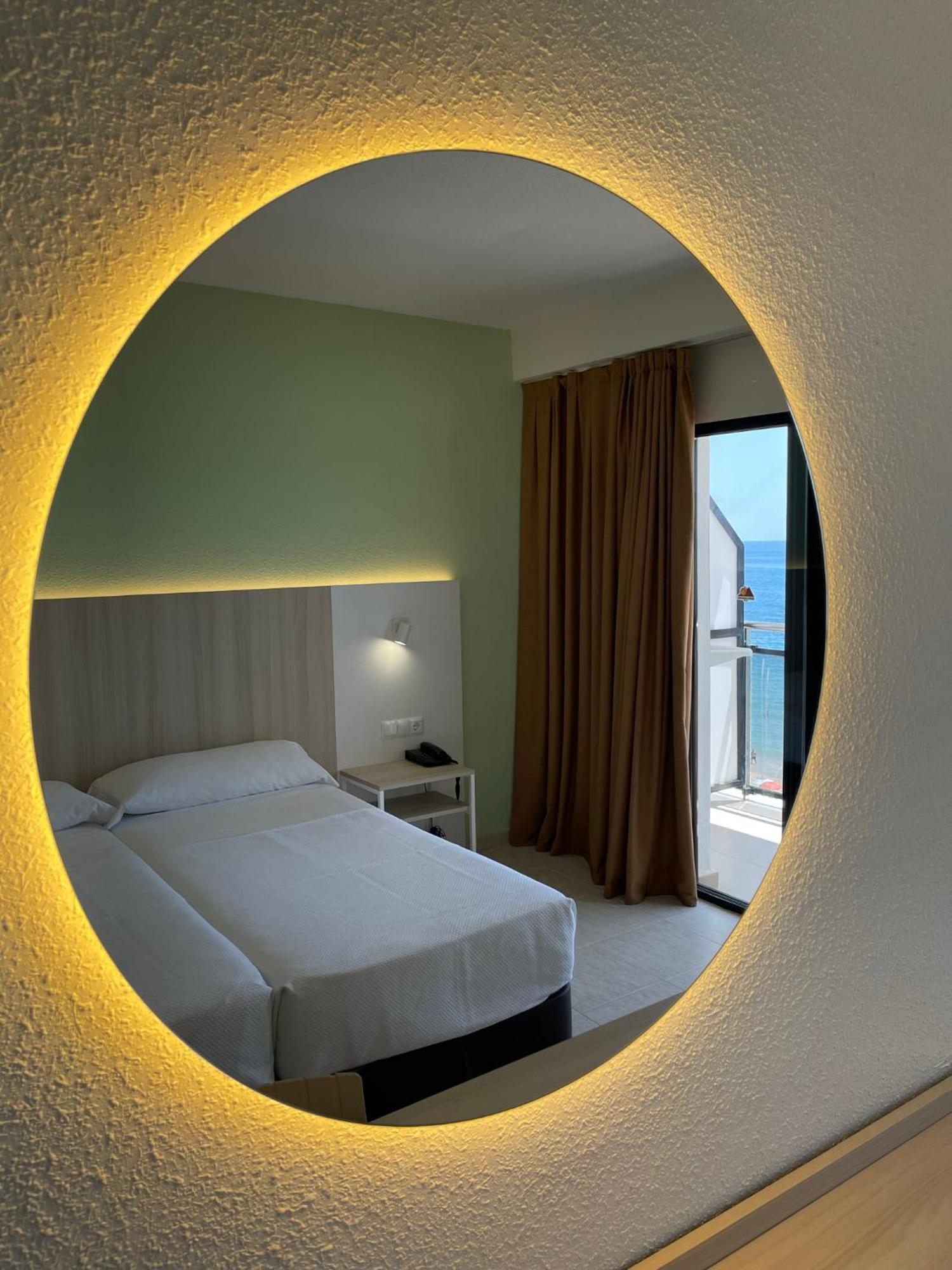 Hotel Marconi เบนิดอร์ม ภายนอก รูปภาพ