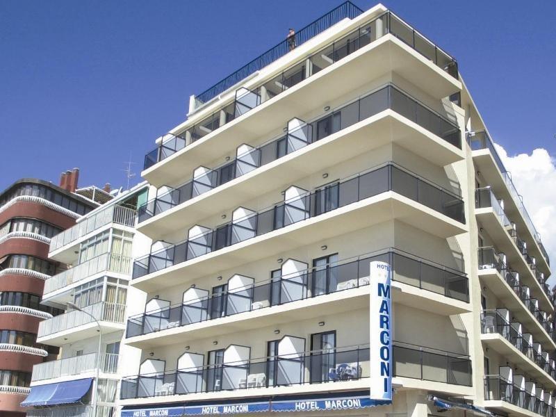 Hotel Marconi เบนิดอร์ม ภายนอก รูปภาพ